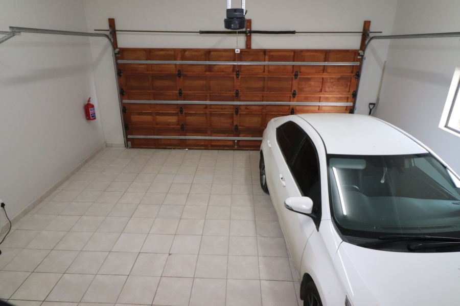 4 Bedroom Property for Sale in Lilyvale S H Free State